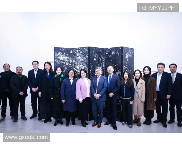 崔永熙：从艺术创作到社会影响的多元探索之路